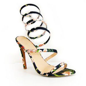 Revamped Fabric Wrap Around Shoes Size 8